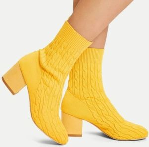 👢💛YELLOW CABLE KNIT SOCK BOOTS💛👢